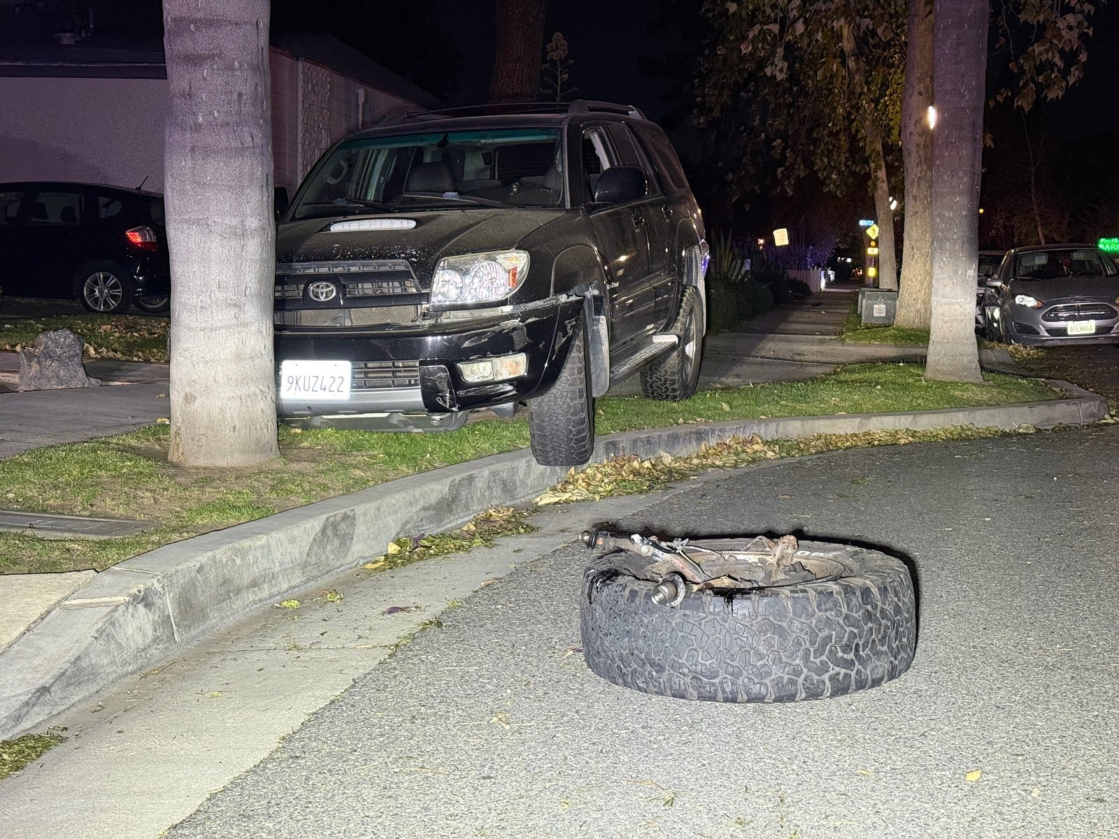 SUSPECTED DRUNK DRIVER SMASHES INTO PARKED CARS ON GLASSELL STREET ...